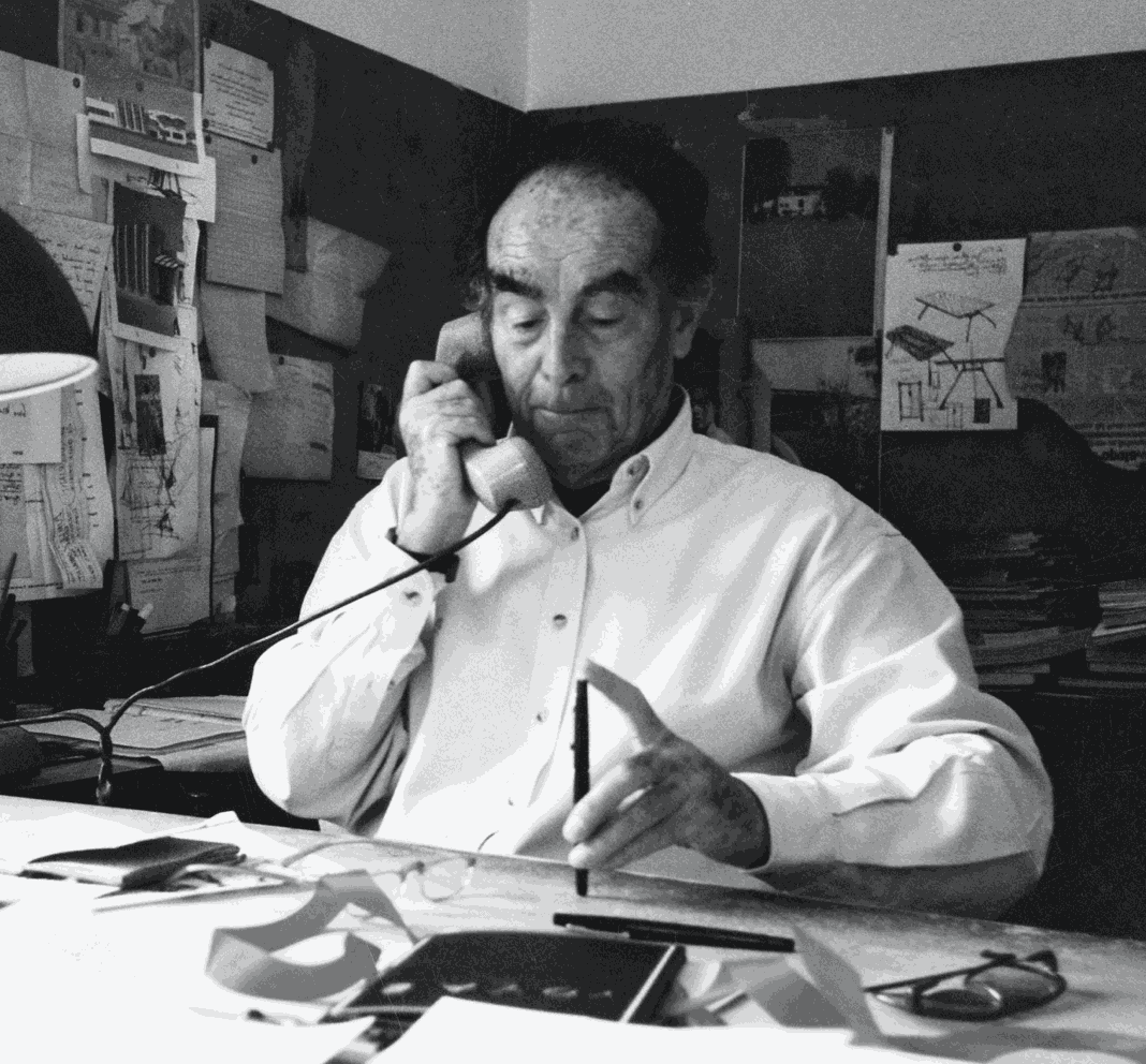Vico Magistretti