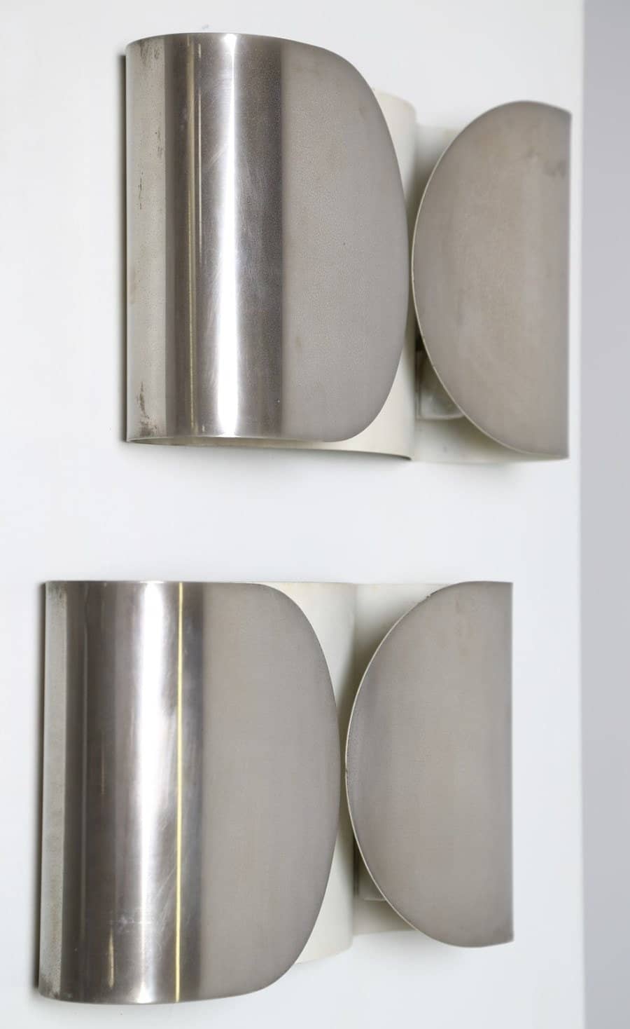 Pair of 'Foglio' wall lights
