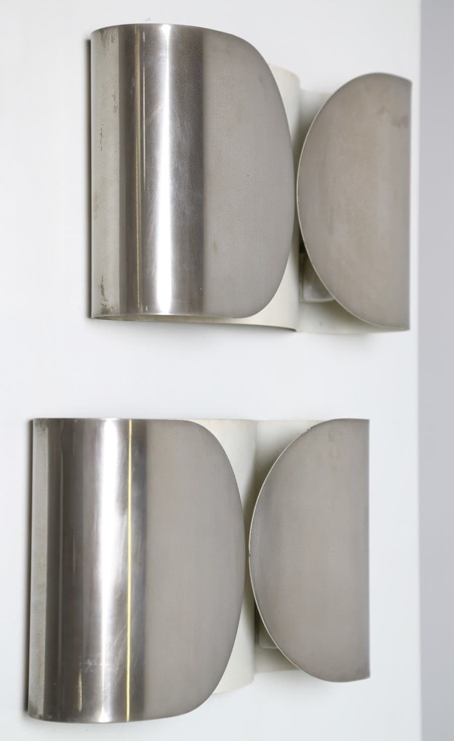 Pair of 'Foglio' wall lights