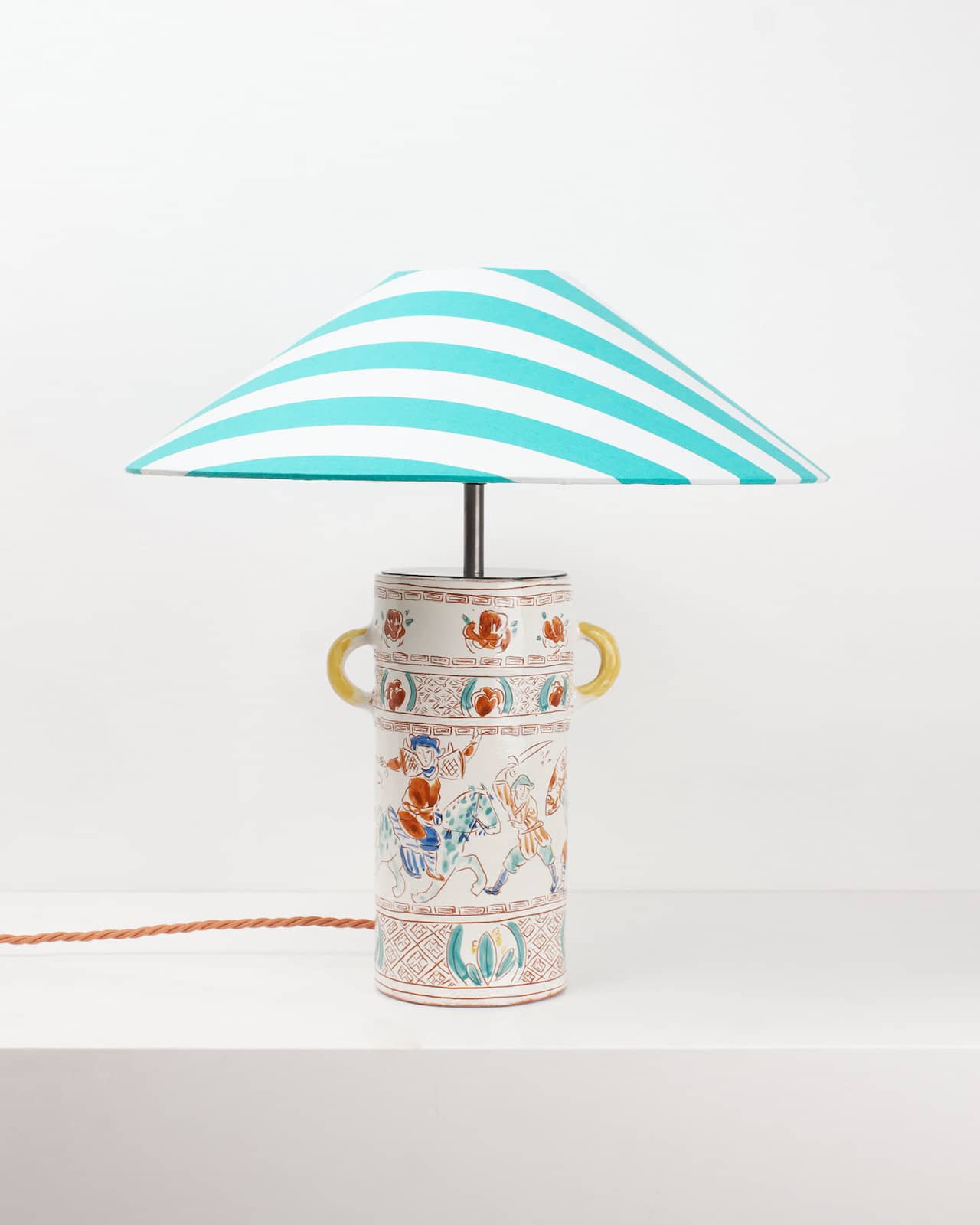 Famille Verte Single Lamp with Nón Lá shade