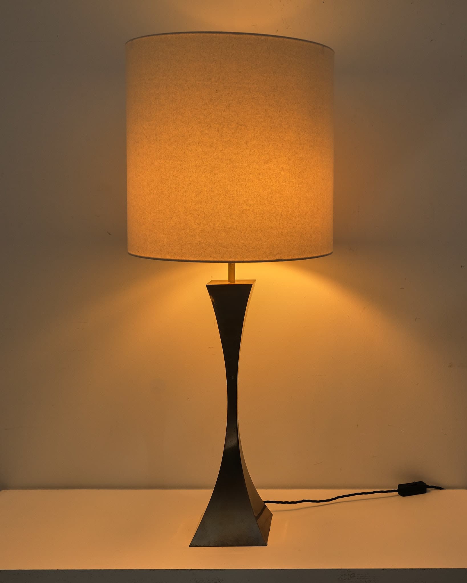 Pyramid Table Lamp