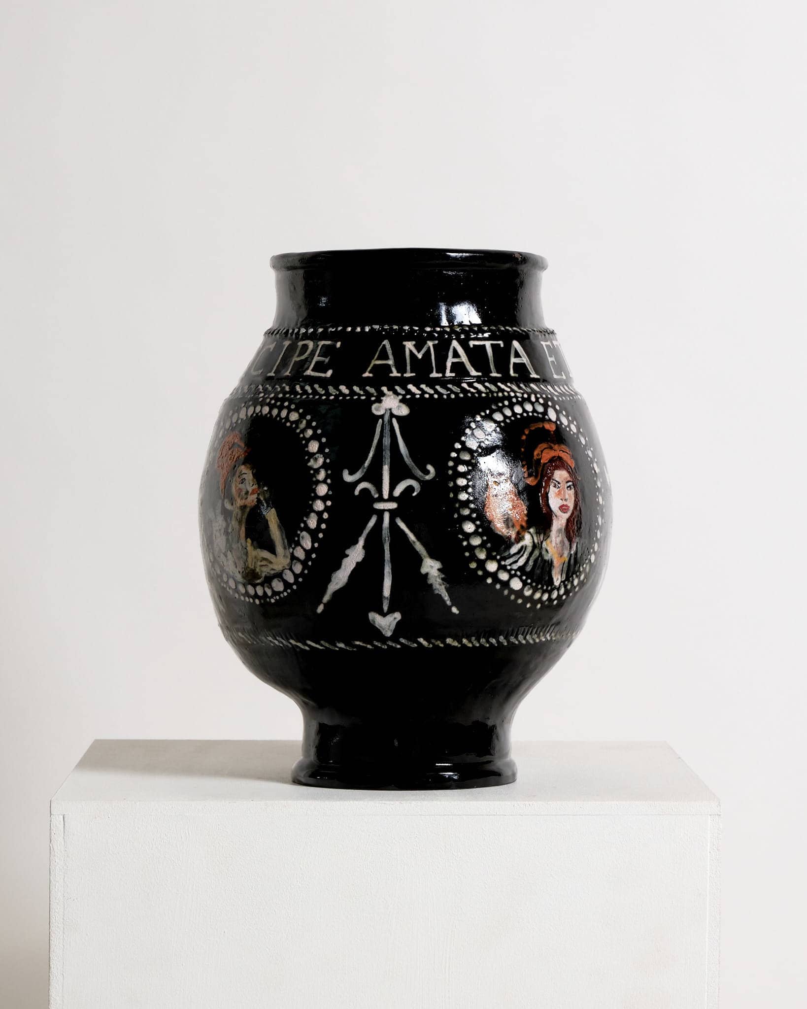 Felix Amata Vase