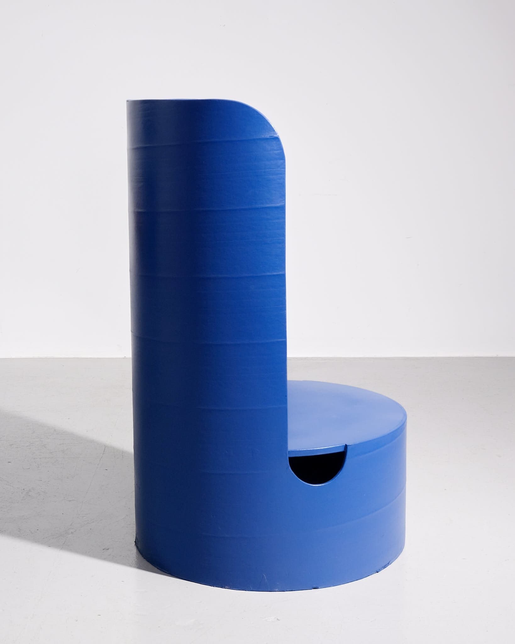 Tomotom Easy Chair High Back in Blue