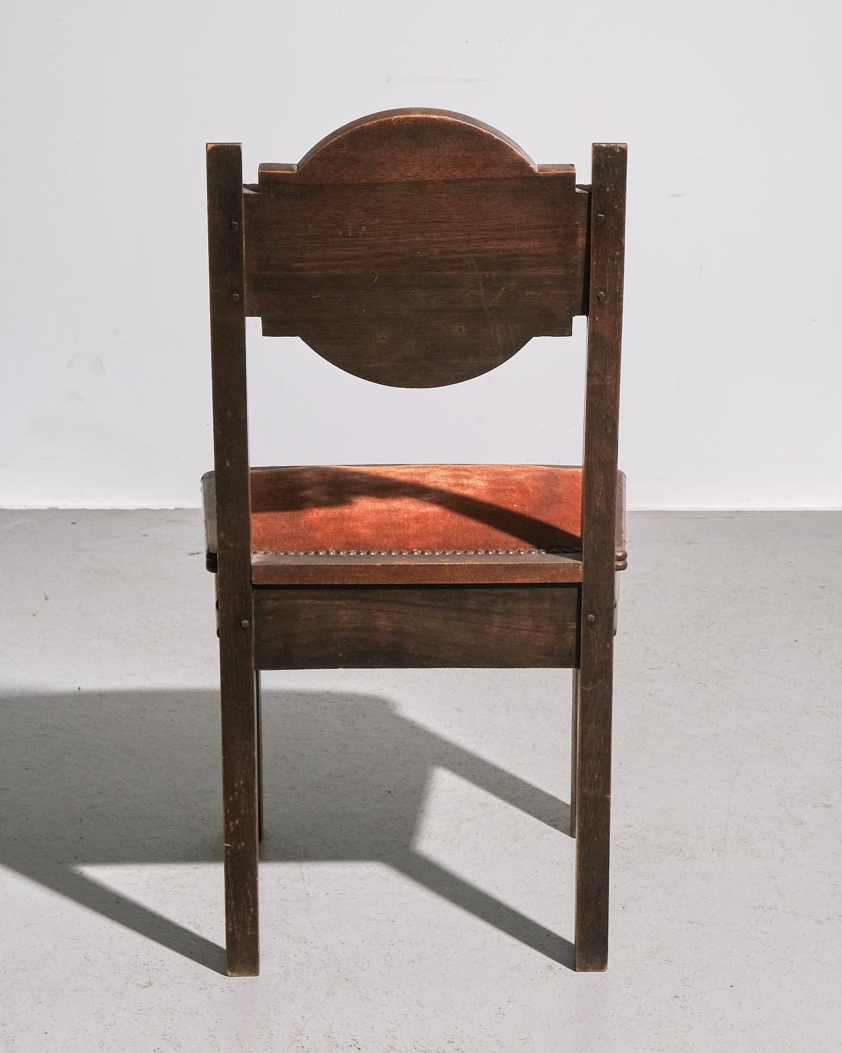 Set of Six Dining Chairs With Turned Circular Backs