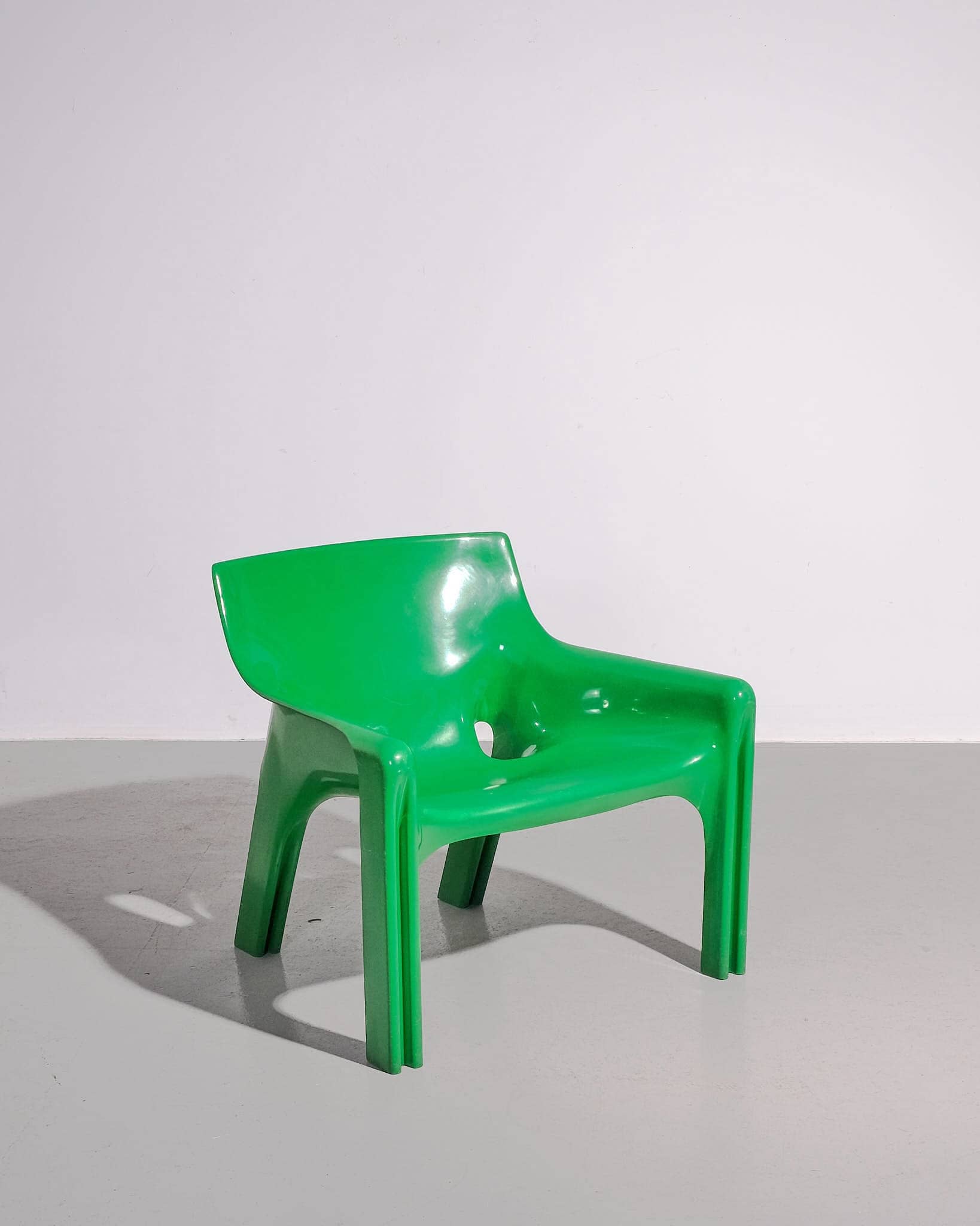 Green Vicario Lounge Chair
