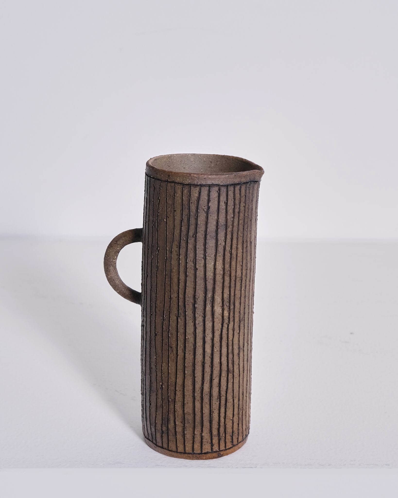 Tall Jug (Dark Vertical)