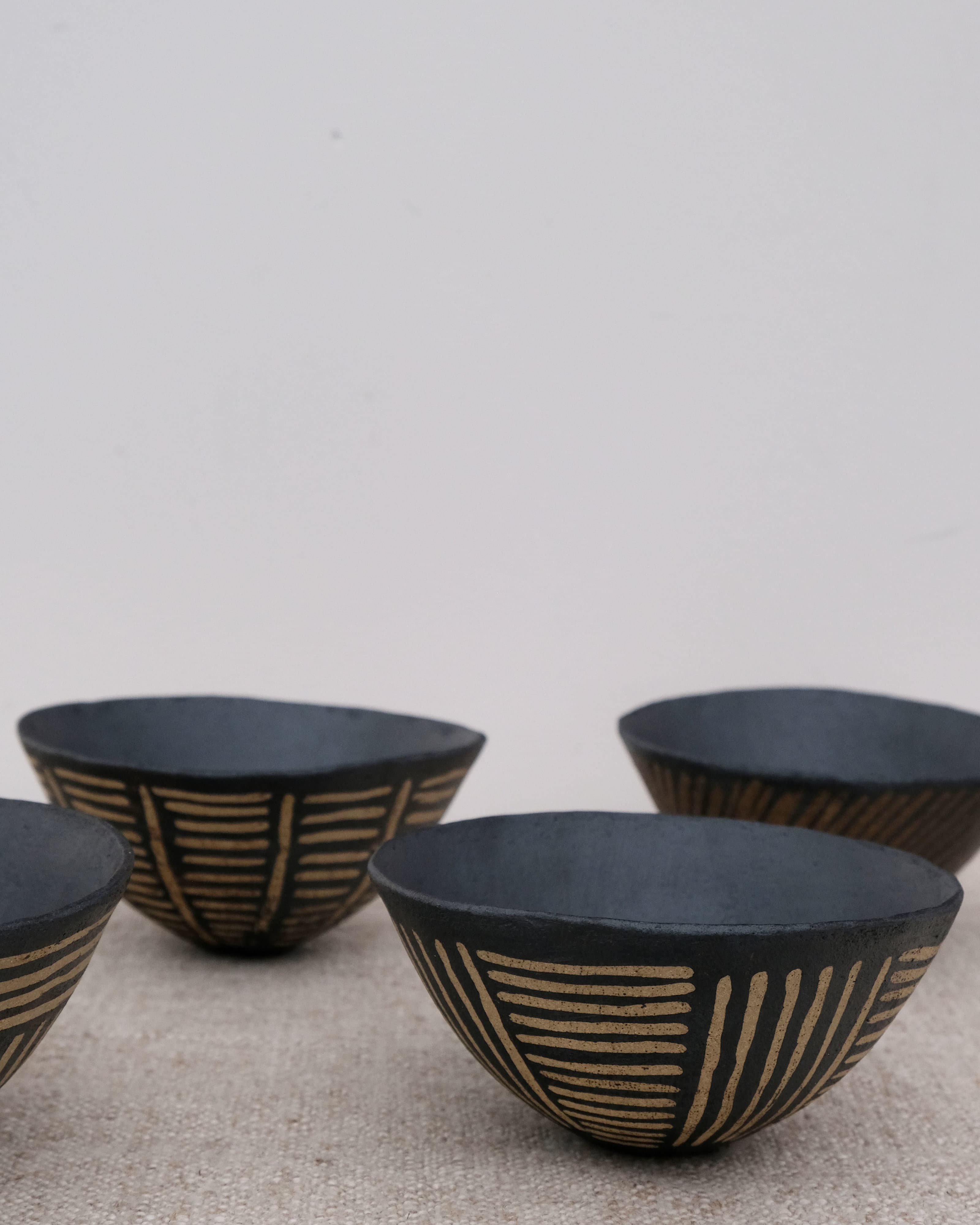 Decorative Resist Brushwork Bowl (Light Double Stripe)