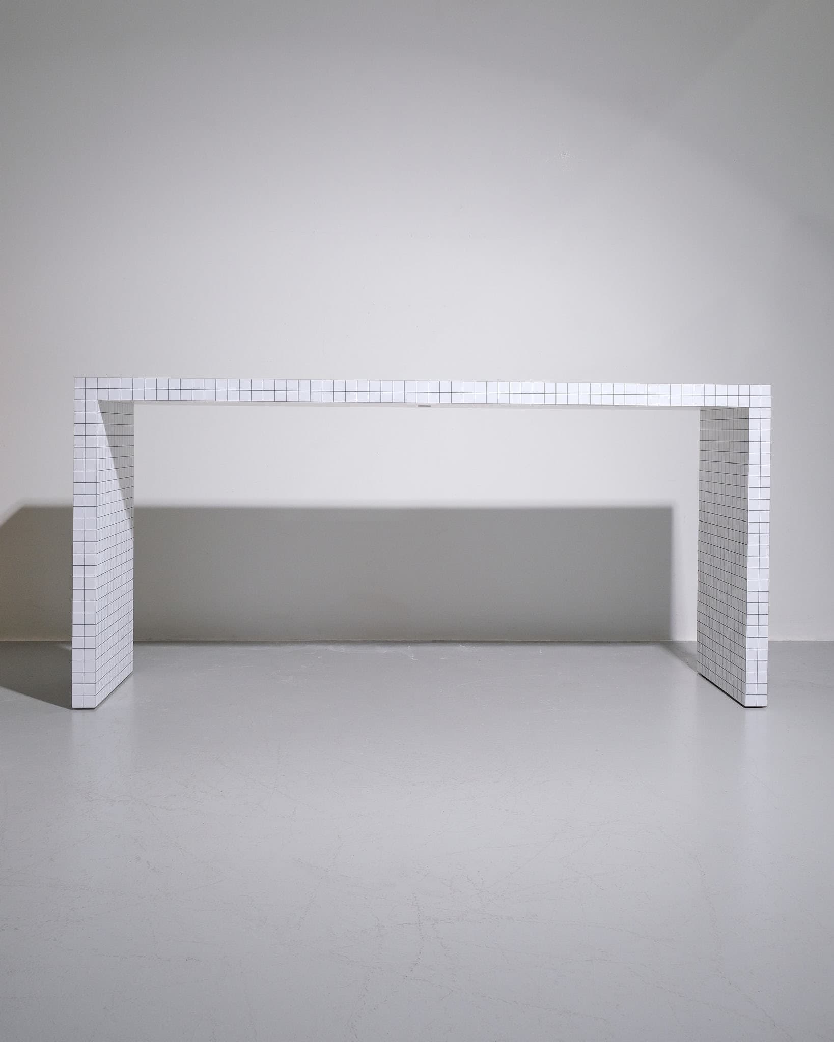 Quaderna 710 Console