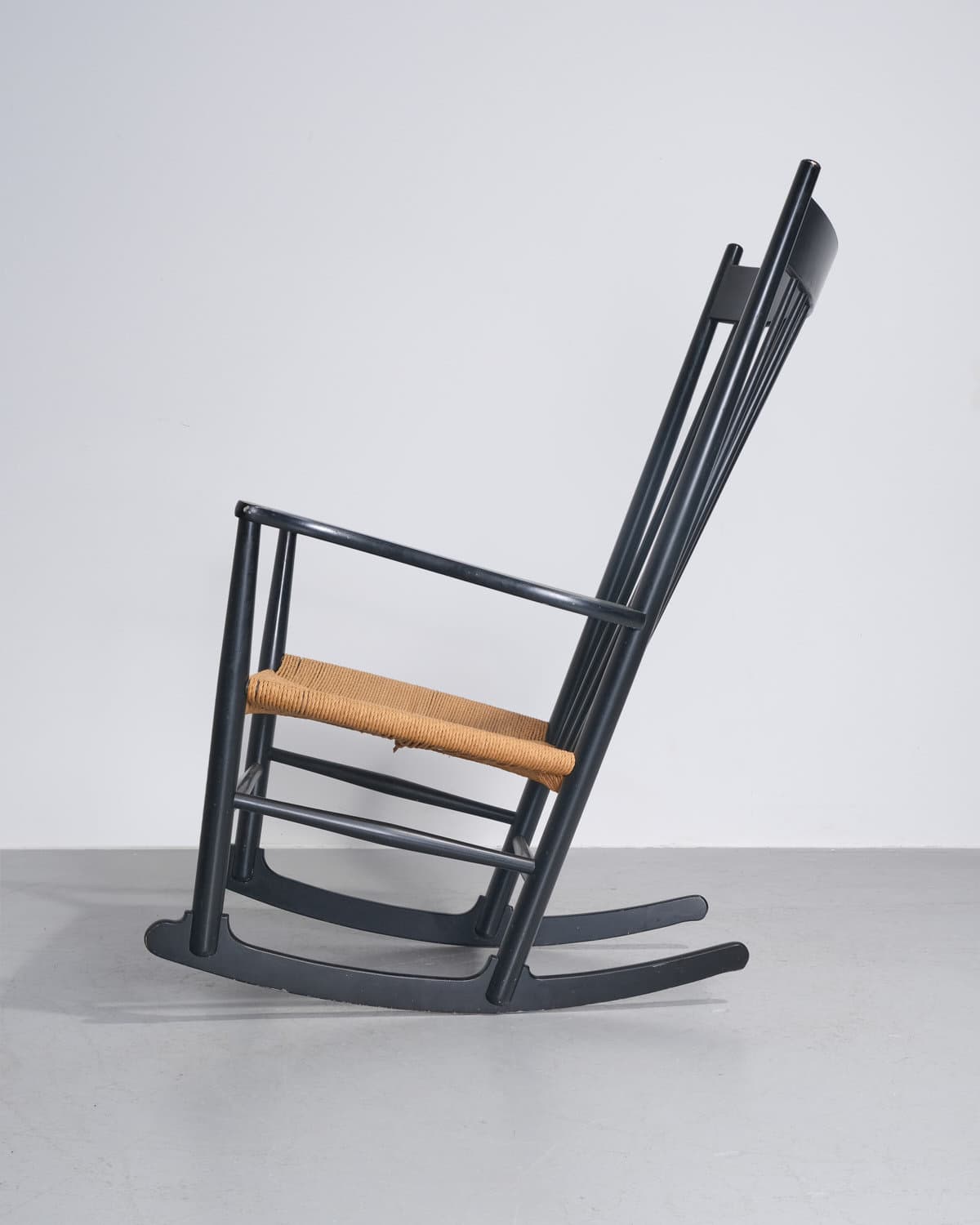 J16 Rocking Chair