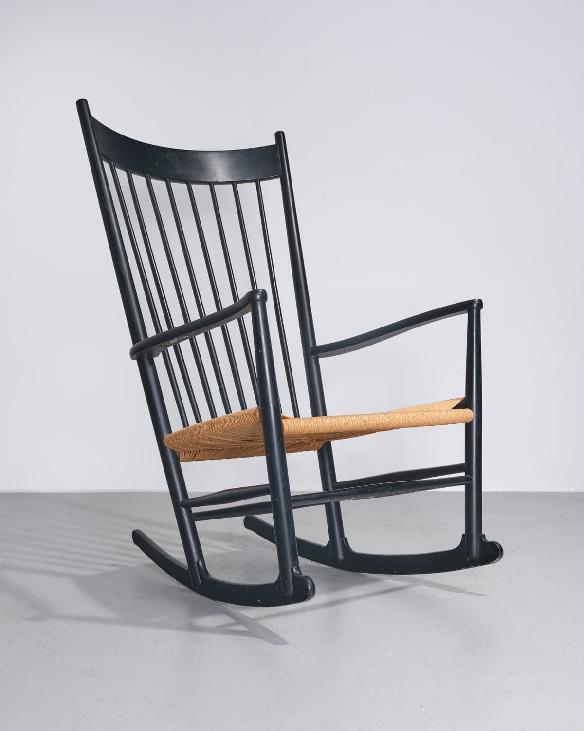 J16 Rocking Chair