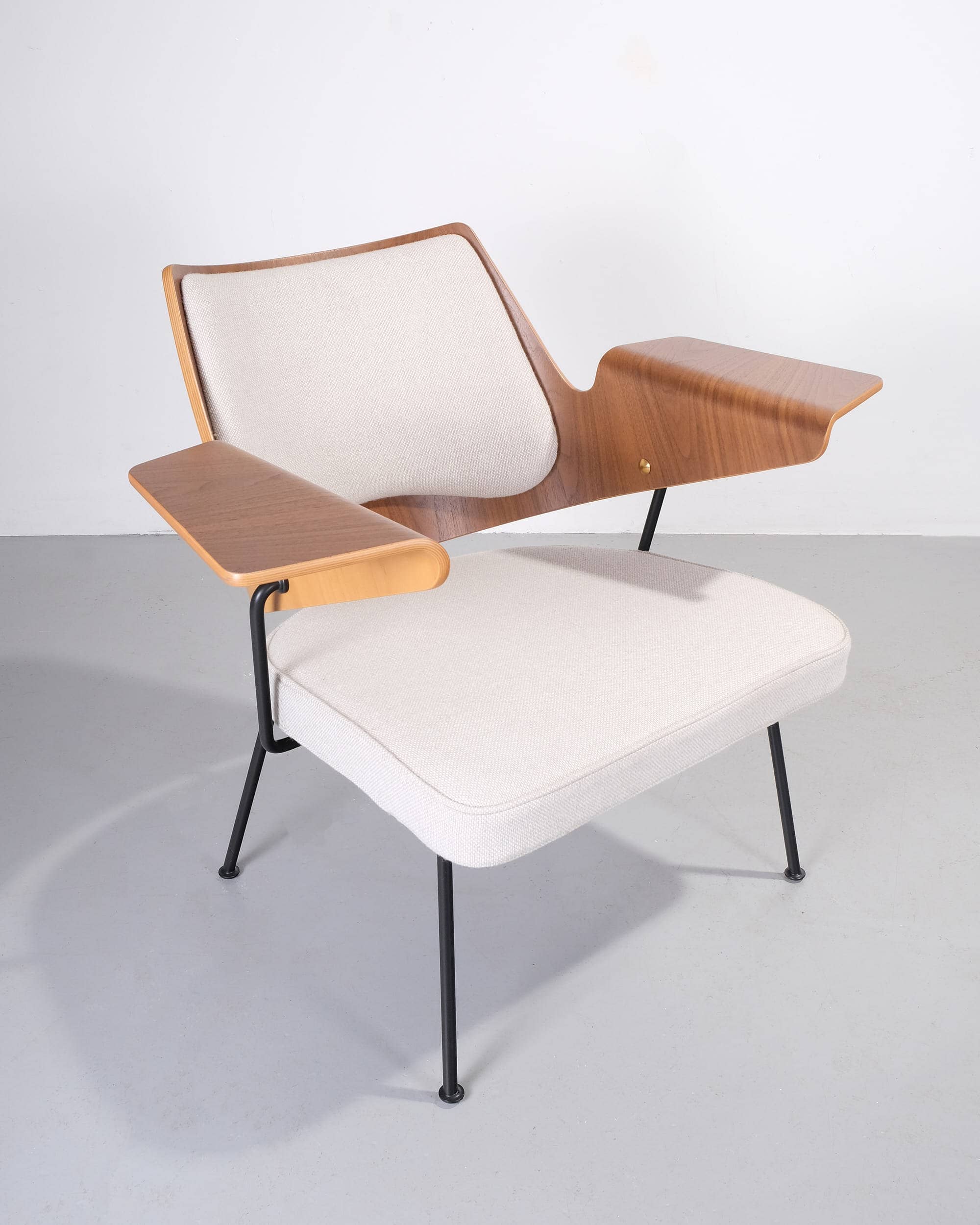 Robin Day, RFH Lounge Chair RD8