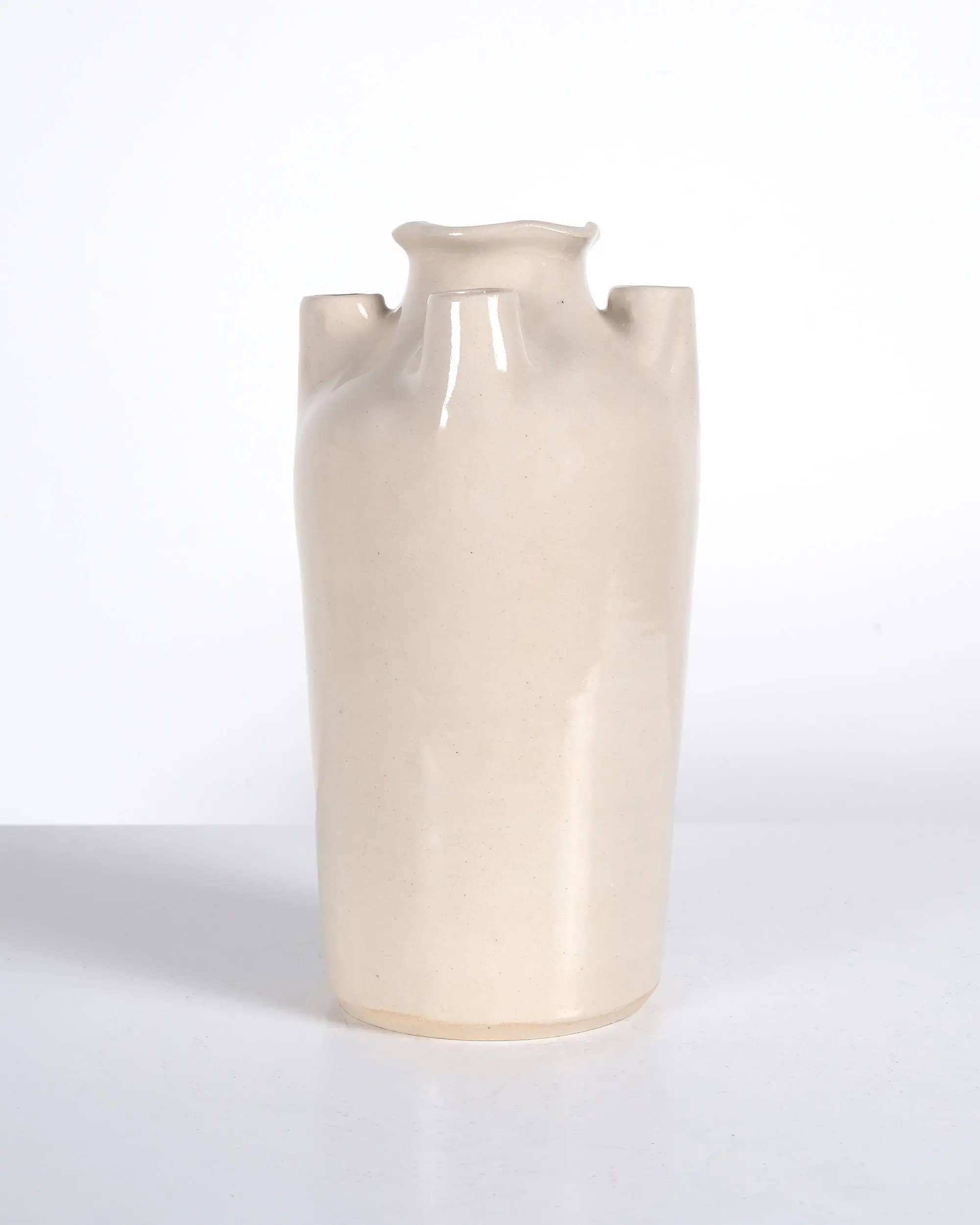Four Spouted Tulipiere, Off White