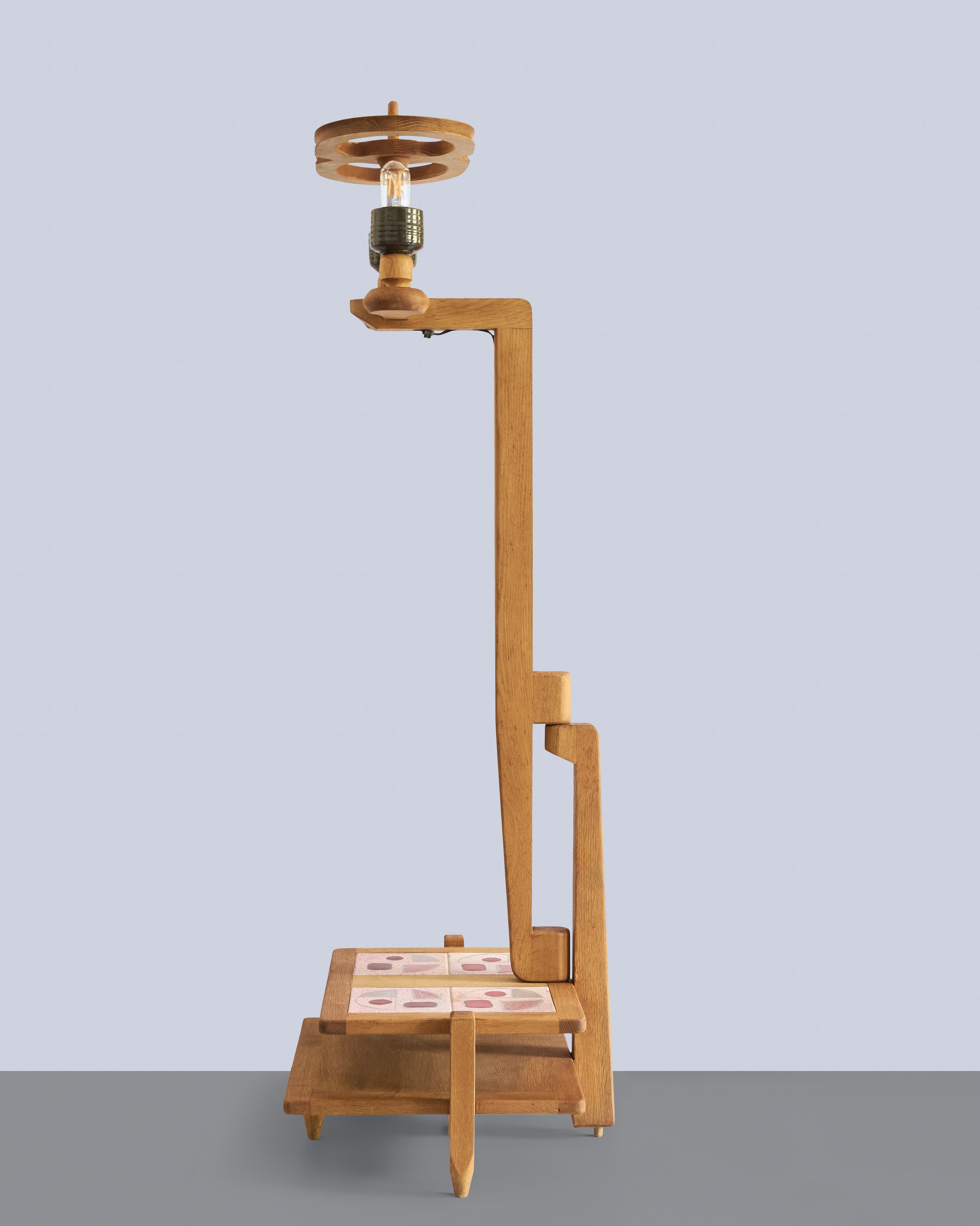 Floor Lamp With Low Tiled Shelves