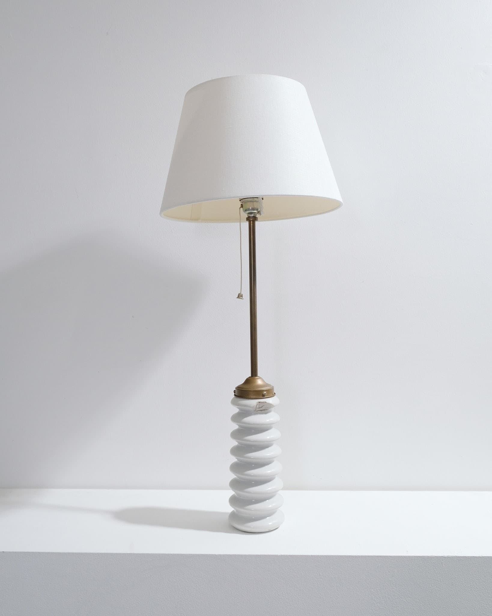 Ribbed Table Lamp