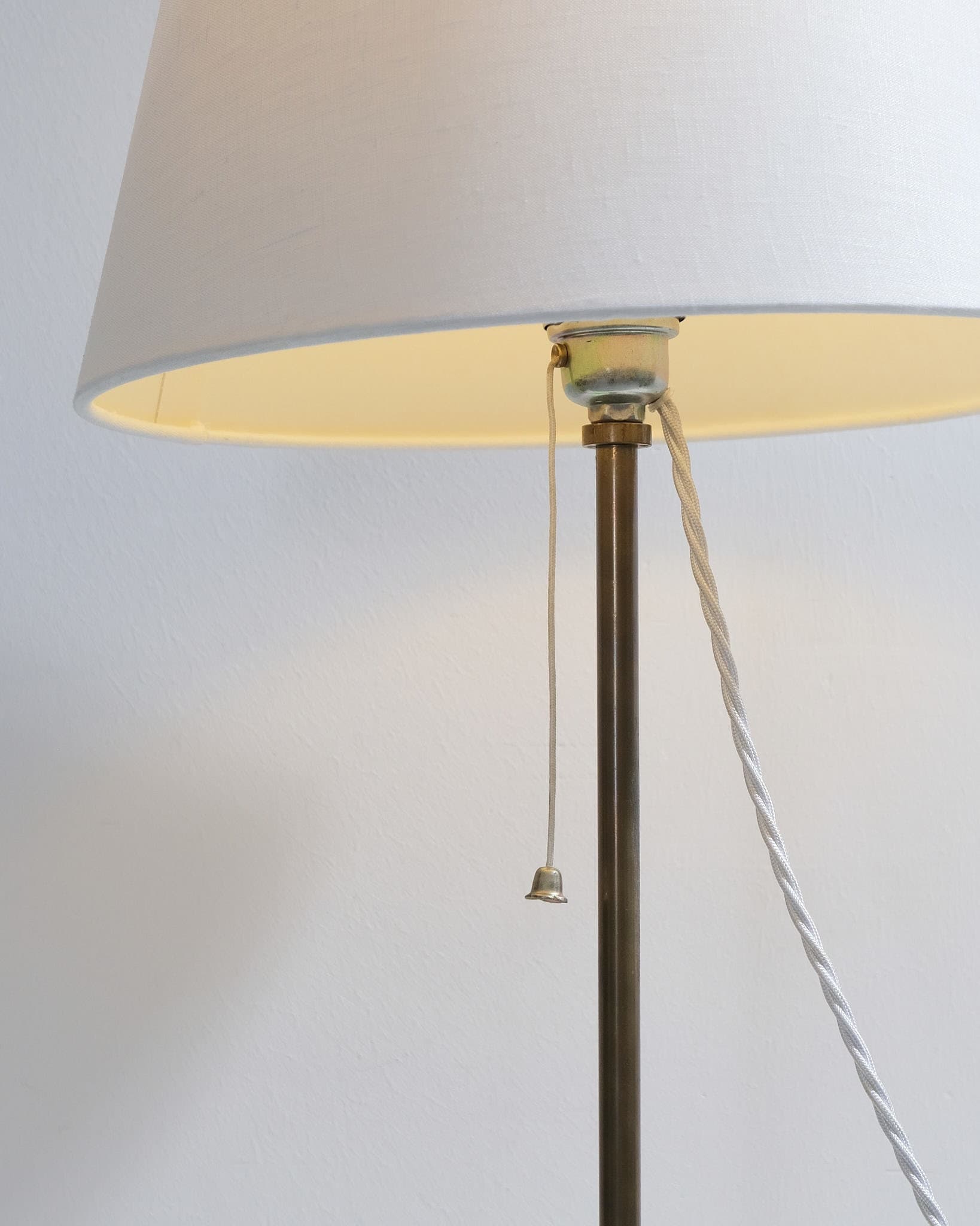 Ribbed Table Lamp
