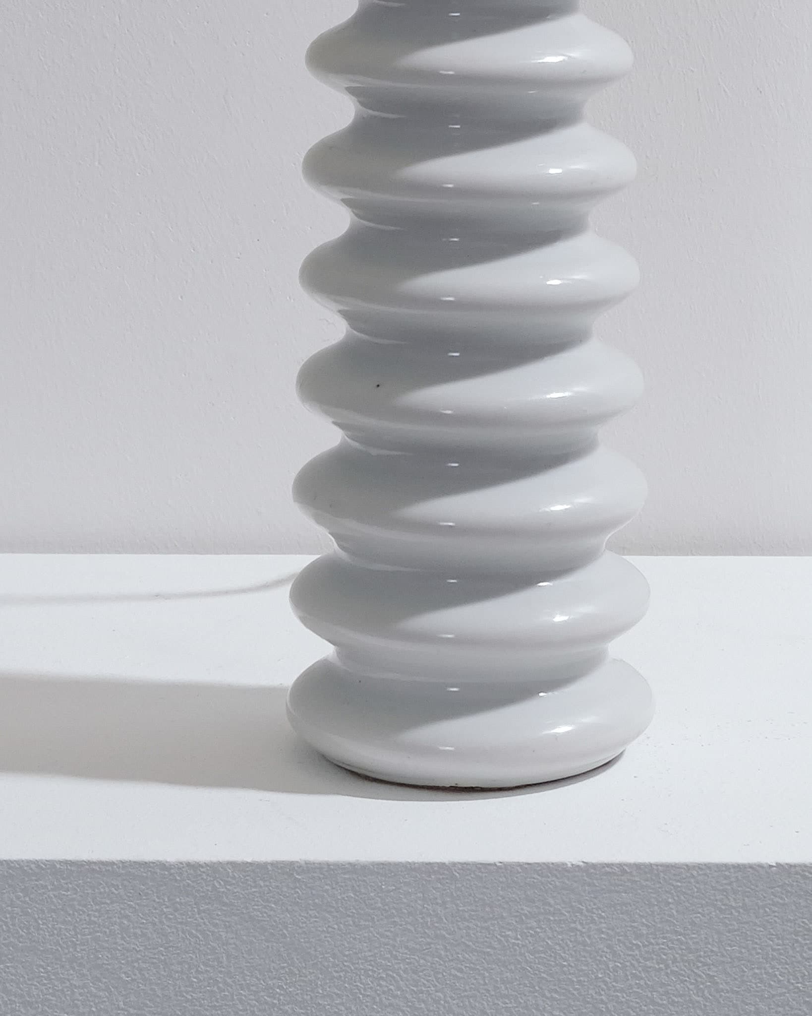 Ribbed Table Lamp