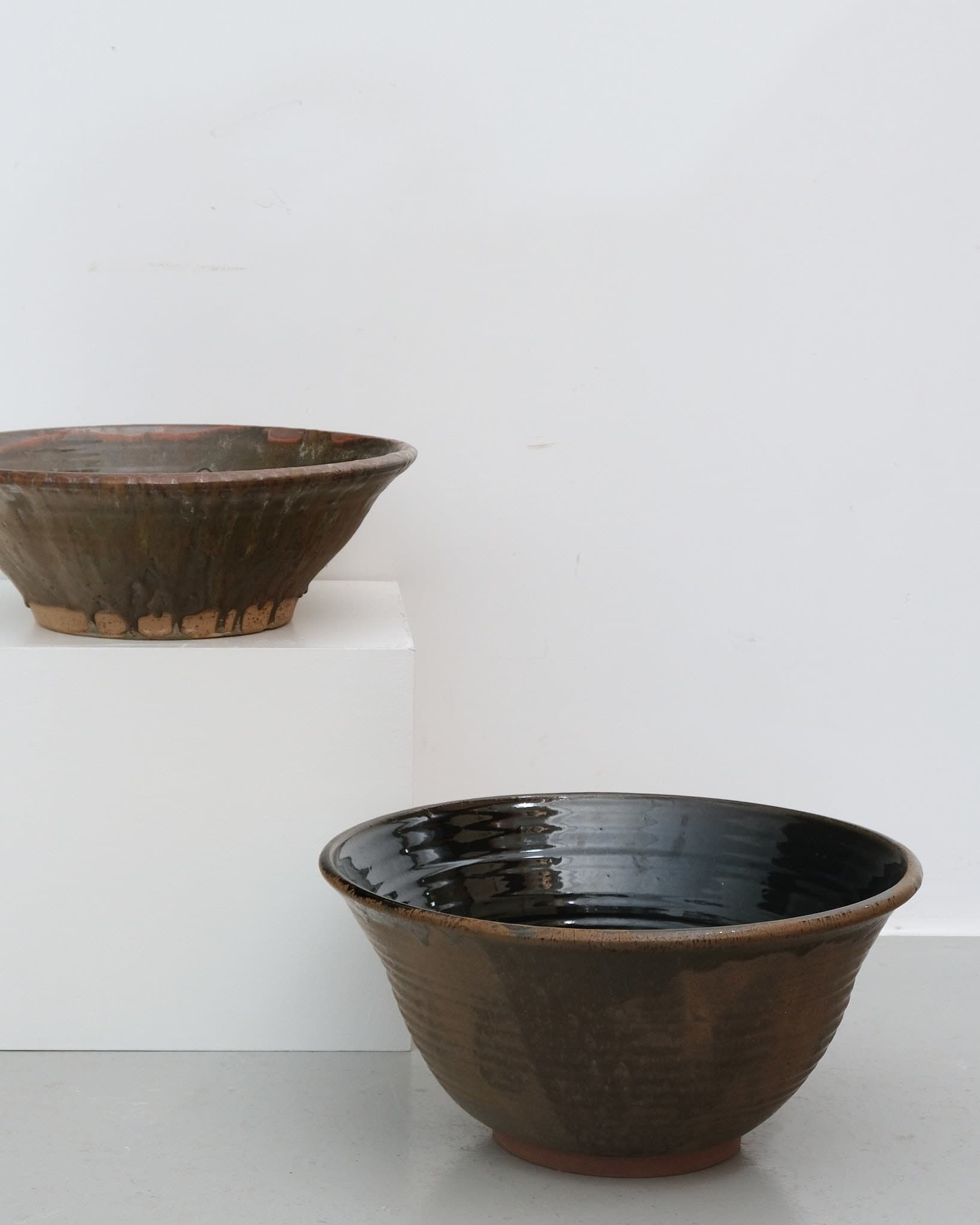 Large Bowl with Black Glaze to Interior
