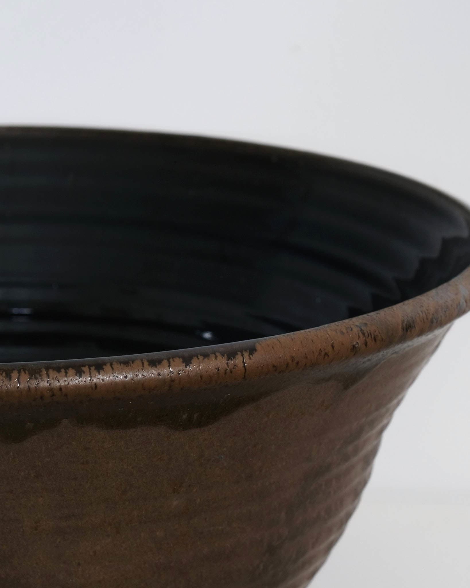 Large Bowl with Black Glaze to Interior