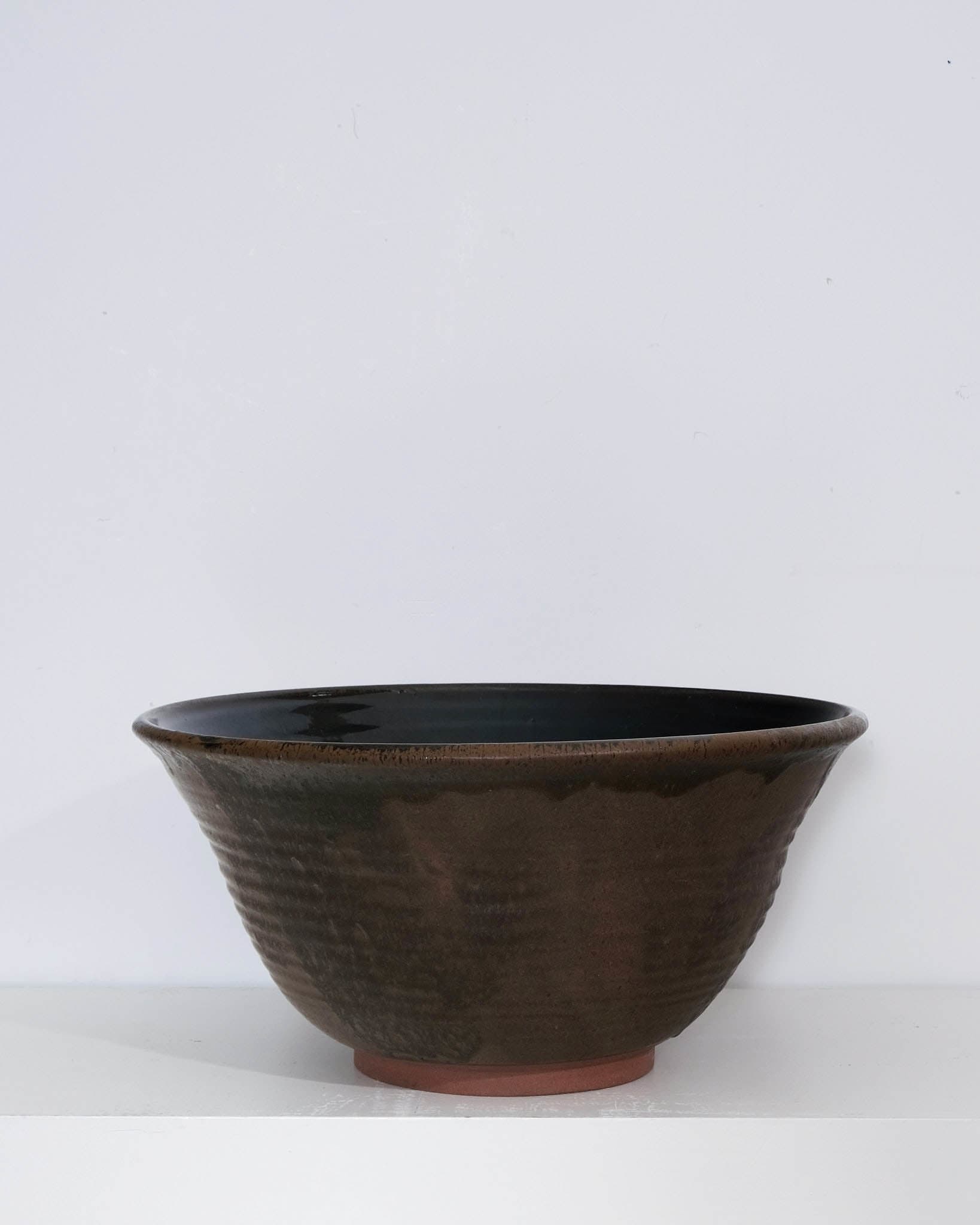 Large Bowl with Black Glaze to Interior