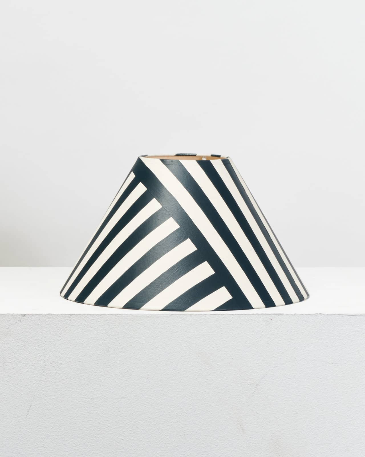 Large Beach Hut - Hague Blue (Navy)