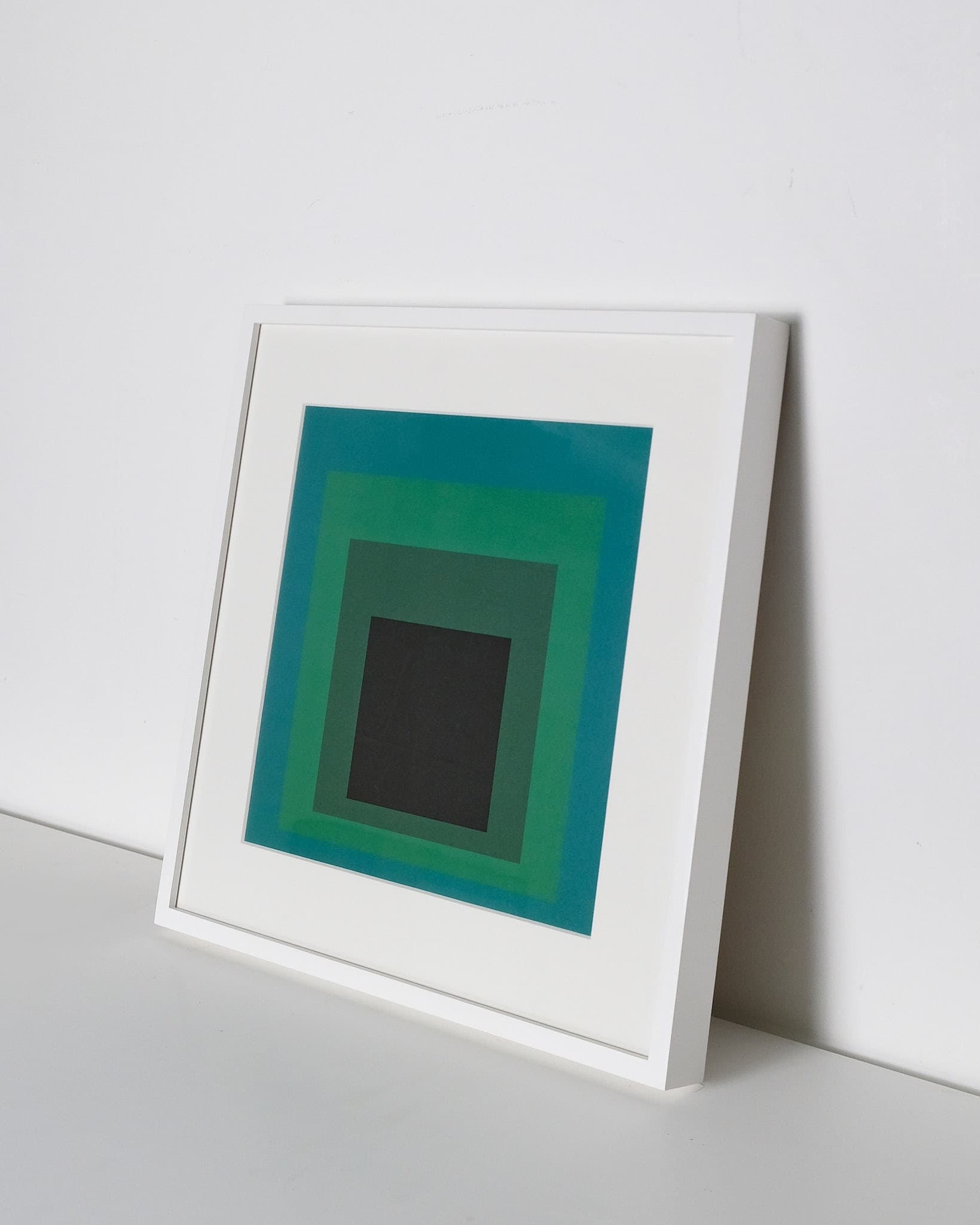 Homage to the Square - Green