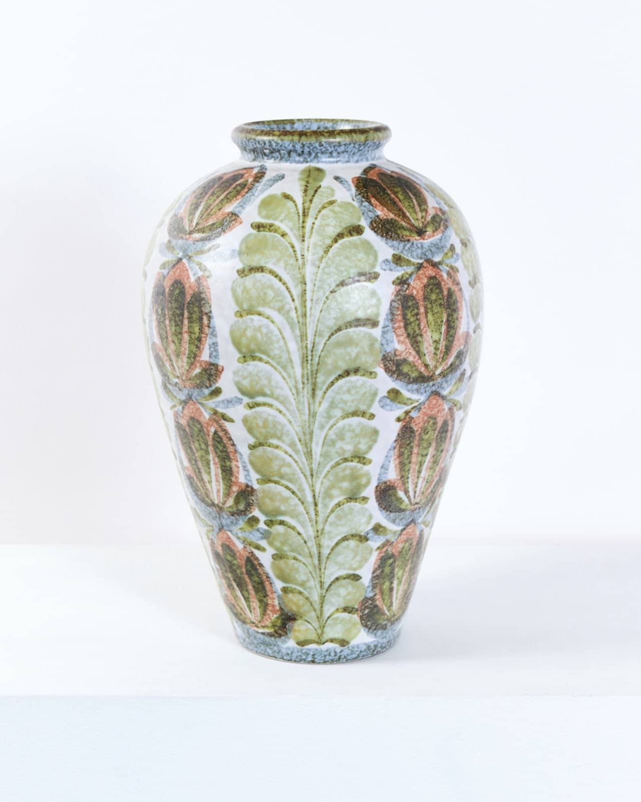 Daffodil vase