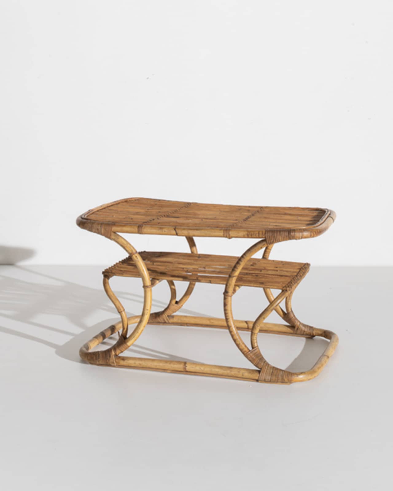 Occasional table