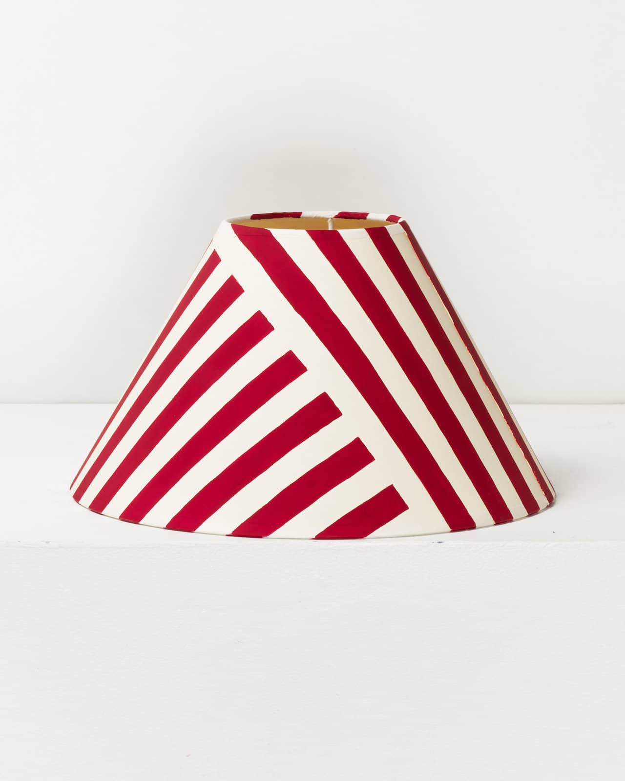 Large 'Beach Hut' - Rouge Carmin