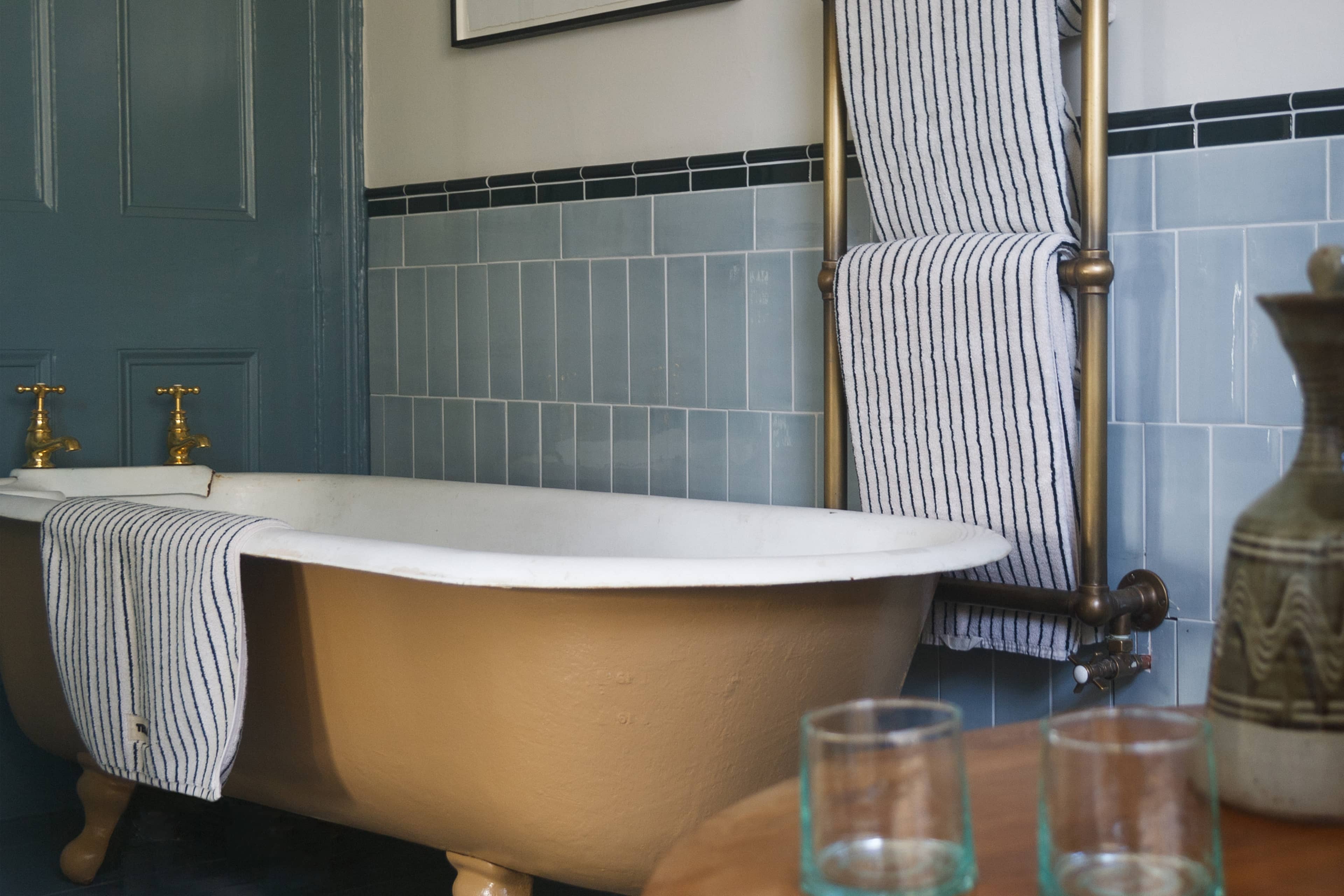 Suite Two, 8 Holland Street Townhouse — photograph 7